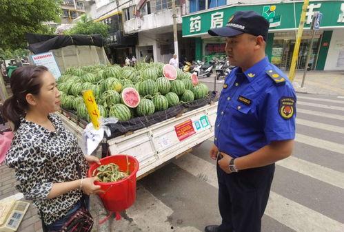 排队吃瓜视频大全,揭秘热门视频背后的趣味人生