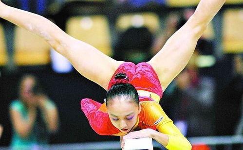 体操队长吃瓜视频播放,揭秘背后故事与网友热议