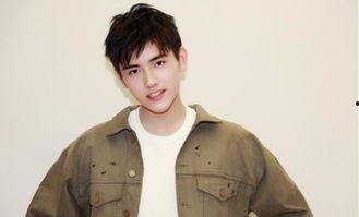 陈飞宇视频吃瓜微博,网友热议其娱乐态度